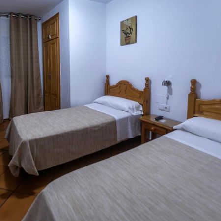 Hostal San Ramon Marbella Exterior photo